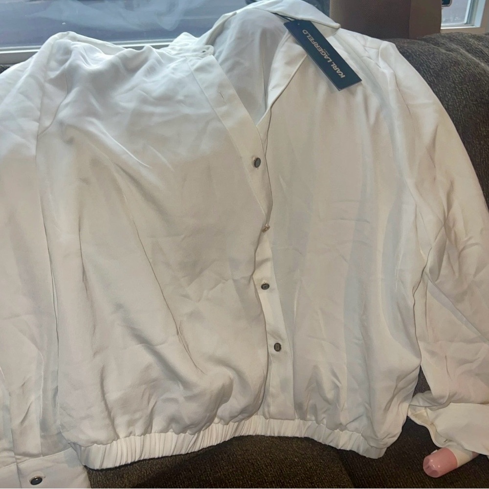 Karl Lagerfeld White Button-Front Blouson Shirt - Picture 2 of 4